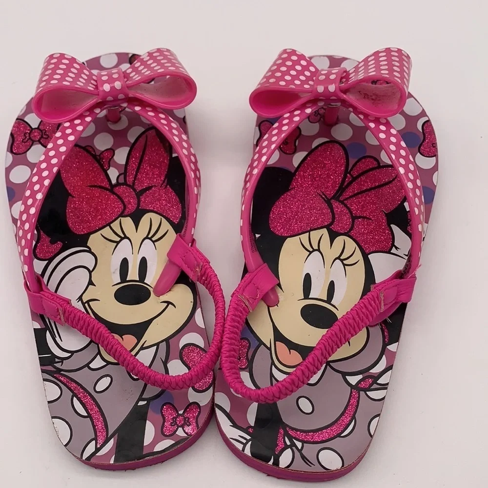 Minnie Mouse girls sandals